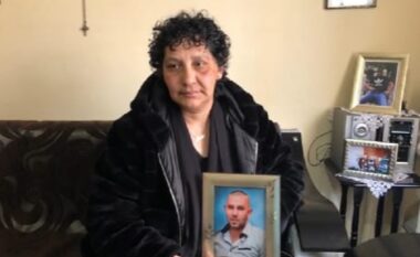 “E goditi me makinë, i thyen brinjët me leva”, nëna e Marsel Osmanit: Kam 5 vjet që kërkoj të arrestohet