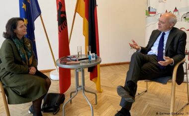 Ambasadori gjerman thirrje shqiptarëve: Shkoni votoni!