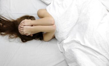 Probleme me gjumin? 6 mënyra se si mund të flini brenda pak minutash
