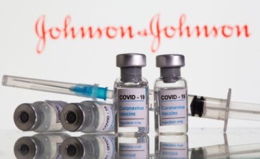 Sllovenia pezullon vaksinën Johnson&Johnson