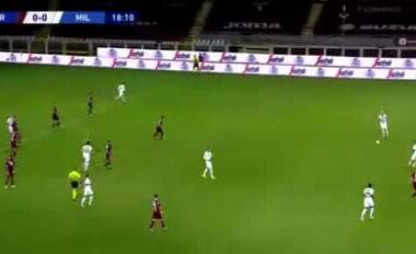Milani në avantazh ndaj Torinos (VIDEO)