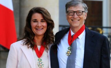 Bill Gates flet për herë të parë për divorcin me Melinda-n dhe fajin ja hedh vetes (FOTO LAJM)
