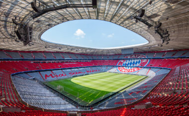 “Allianz Arena” hap dyert për tifozët këtë fundjavë, ky do të jetë numri i lejuar