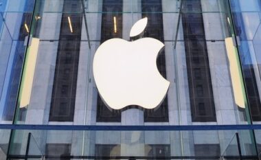 Apple, kompania e parë në botë që vlen 3 trilionë dollarë