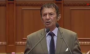 “Këta janë deputetët më të poshtër që ka pasur historia e parlamentit shqiptar”, Jenisheri: Zgjedhjet do të përsëriten