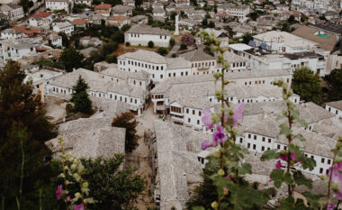 UNESCO kërkon ndëprerjen e punimeve në ByPass-in e Gjirokastës: Po dëmtom vlerat e zonës