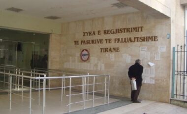 Prokuroria lëshoi urdhër-arreste, si u vunë në pranga 3 zyrtarë të Kadastrës, privatizuan qendrën shëndetësore në Tiranë
