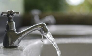 Paralajmërohet rritja e çmimit të ujit, ujësjellës-kanalizime ka nevojë për 5 miliardë dollarë investime