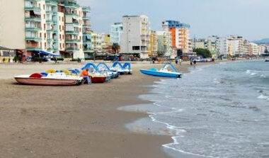 Po lahej në det, mbytet turisti serb në Durrës