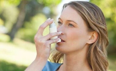 Nëse keni këto simptoma, mund të vuani nga astma