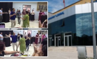 Rektori i Universitetit të Elbasanit kthen Bibliotekën në sallë dasmash (VIDEO)