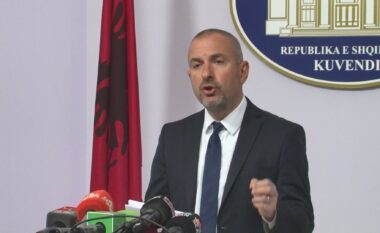 “Prokurori nuk mund të marrë rolin e Zotit”, Bushati pro kufizimit të paraburgimit: Balluku, më mirë në liri sesa t’i shkelen të drejtat