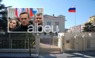 Luftë ambasadash, rusët: Boll e mbrojtët Navalnin, është thjesht një bloger