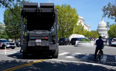 “Kam bombë”, Capitol Hill në alarm, rrethohet kamioni i dyshuar për eksploziv