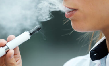 OBSH: Cigaret elektronike janë të dëmshme për shëndetin