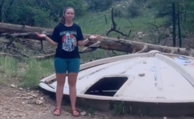 Gruaja gjen një “UFO” në kopshtin e shtëpisë (VIDEO)