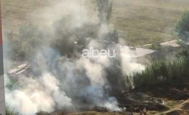 Zjarr në Yzberisht, rrezikohen banesat (VIDEO)