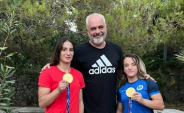 VENDIMI/ Edi Rama i ”rrëmben” Kosovës dy kampionet olimpike, iu gjen punë në ministri