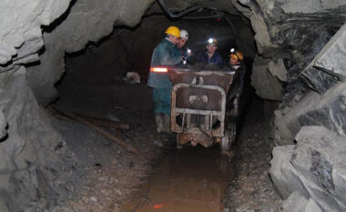 Albeu: Zbardhet vdekja e minatorit në Bulqizë, arrestohet drejtuesi i fabrikës dhe dy punëtorë