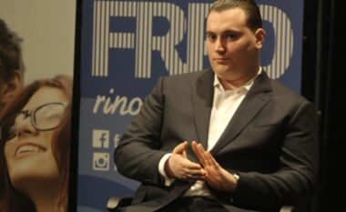 FRPD kërkon thirrjen e referendumit për përjashtimin e Berishës, mes firmëtarëve edhe djali i Olldashit