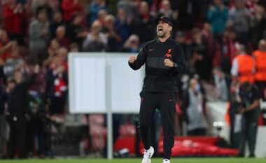 Klopp “kritikon” Liverpool e tij