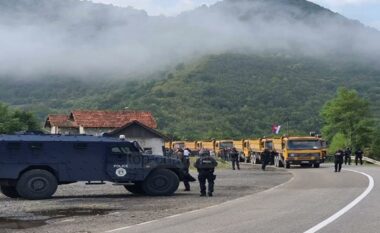 Marrëveshja për targat Kosovë-Serbi, reagon Vuçiç: Në BE futemi vetëm kur të zgjidhim ndasitë me Kosovën