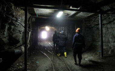 Shkëputet masivi i mineralit në minierën e Bulqizës, bllokohet një punëtor
