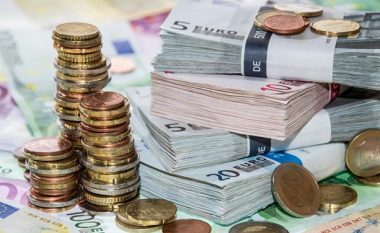 Euro, Paundi dhe Dollari në rënie të lirë, ky është këmbimi valutor për sot (FOTO LAJM)