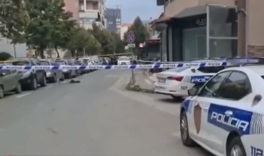 DETAJET/ Përplasja me armë zjarri te ish-parku i autobuzave, Policia nxjerr emrat (VIDEO)