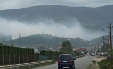 Zjarr në vendgrumbullimin e mbetjeve në Laç, reagon kryetarja e Bashkisë: Ishte i qëllimshëm