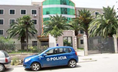 Tentuan të abuzonin me 23-vjeçaren, arrestohen dy djem në Durrës
