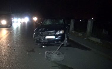 Makina përplas për vdekje 57-vjeçaren në Prishtinë