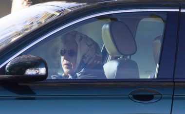Mbretëresha Elizabeth nuk u bindet mjekëve, “arratiset” me Jaguar-in e saj (FOTO LAJM)