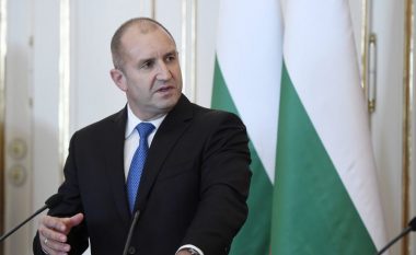 Radev “korr” fitore të thellë në Bullgari, drejt një mandati të ri presidencial