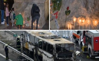 Qirinj dhe lule, homazhe në sheshin “Skënderbej” për 46-viktimat e aksidentit në Bullgari (VIDEO)