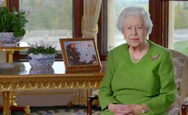 Mbretëresha Elizabeth në gjendje të rëndë shëndetësore, momenti kur BBC ndërpret programacionin për të dhënë lajmin (VIDEO)