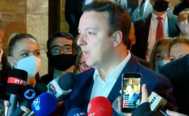 Nikollovski: Janë rrëmbyer deputetë, pushteti ka mbetur me 59 deputetë