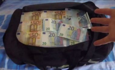 800 mijë euro brenda çantës së palestrës, prangosen dy shqiptarë në Itali