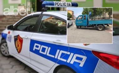 Qarkullonin me dy automatikë në triçikël, arrestohen babë e bir në Tiranë, nën hetim 68-vjeçarja