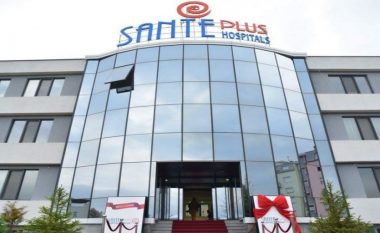 Shpërndau paga dhe shpërblime “në dorë”: Çështje penale ndaj një punonjëse të klinikës Sante Plus në Shkup