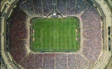 FOTO/ Cilat janë stadiumet më të mëdha të futbollit në botë?