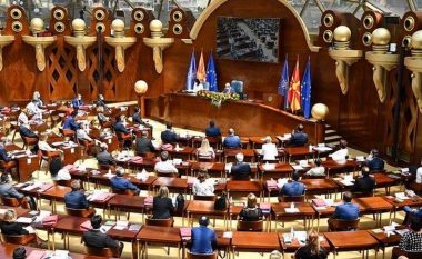 Zbardhet data, kur do të mbahet seanca e mosbesimit në Parlamentin Maqedonas