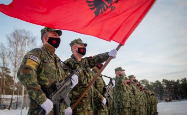 Ushtria shqiptare merr komandën e forcave të NATO-s në kufi më Rusinë