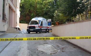 E rëndë në Tiranë! Gruaja hidhet nga kati i 6 i pallatit