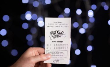 I përdori numrat e lotarisë që iu shfaqën në ëndërr, burri fiton 3.4 milionë dollarë