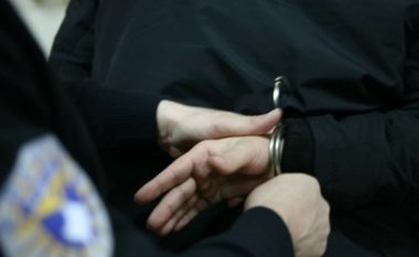 U arrestua me bujë, kush është ish-kryetari i Shtërpcës që akuzohet për shpërdorim detyre