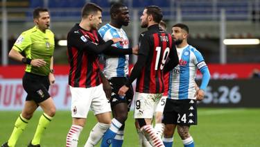 Milan-Napoli dueli i mungesave, si rreshtohen skuadrat për supersfidën