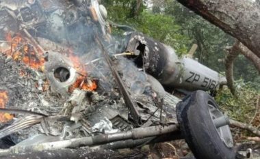 Rrëzohet helikopteri ushtarak në Indi, humb jetën shefin e Shtabit dhe 12 të tjerë