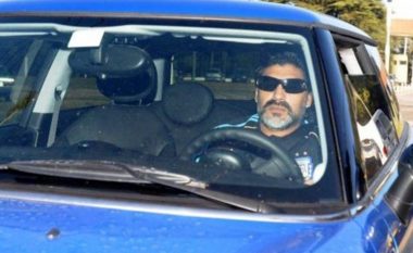 Del në shitje makina e parë e Diego Armando Maradonas (FOTO LAJM)