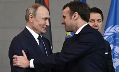 Putin i kërkon Macron të mos dërgojë armë të NATO-s në Ukrainë